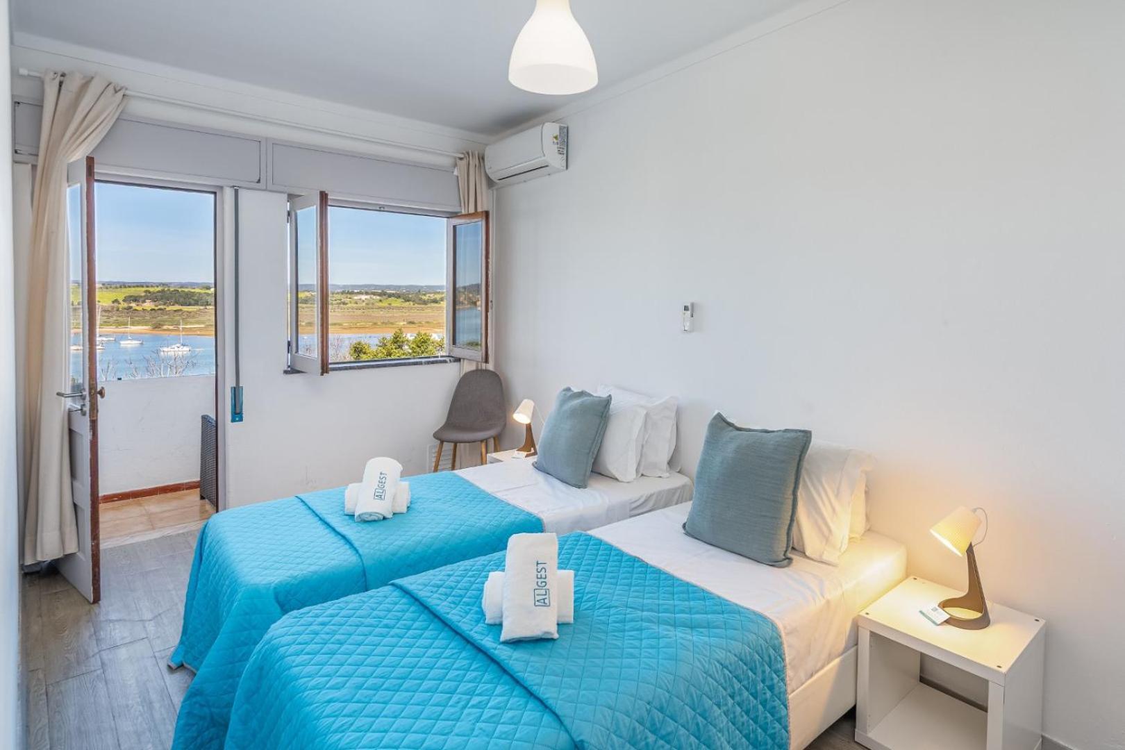 Ria Guest House Alvor Exterior photo