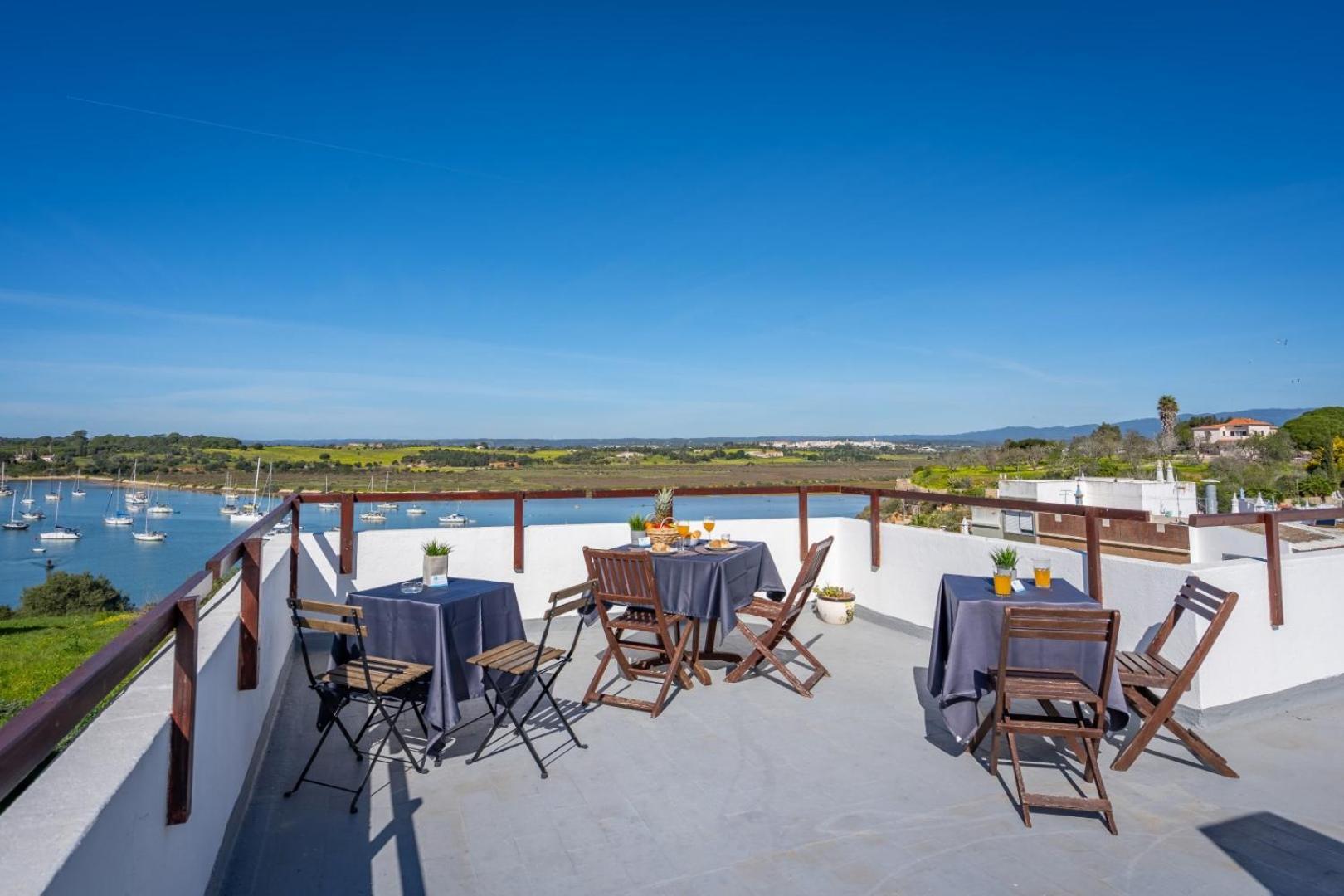 Ria Guest House Alvor Exterior photo